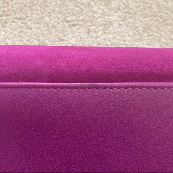 Aldo Clutch Pink with Gold Detachable Chain Strap - Picture 6 of 7